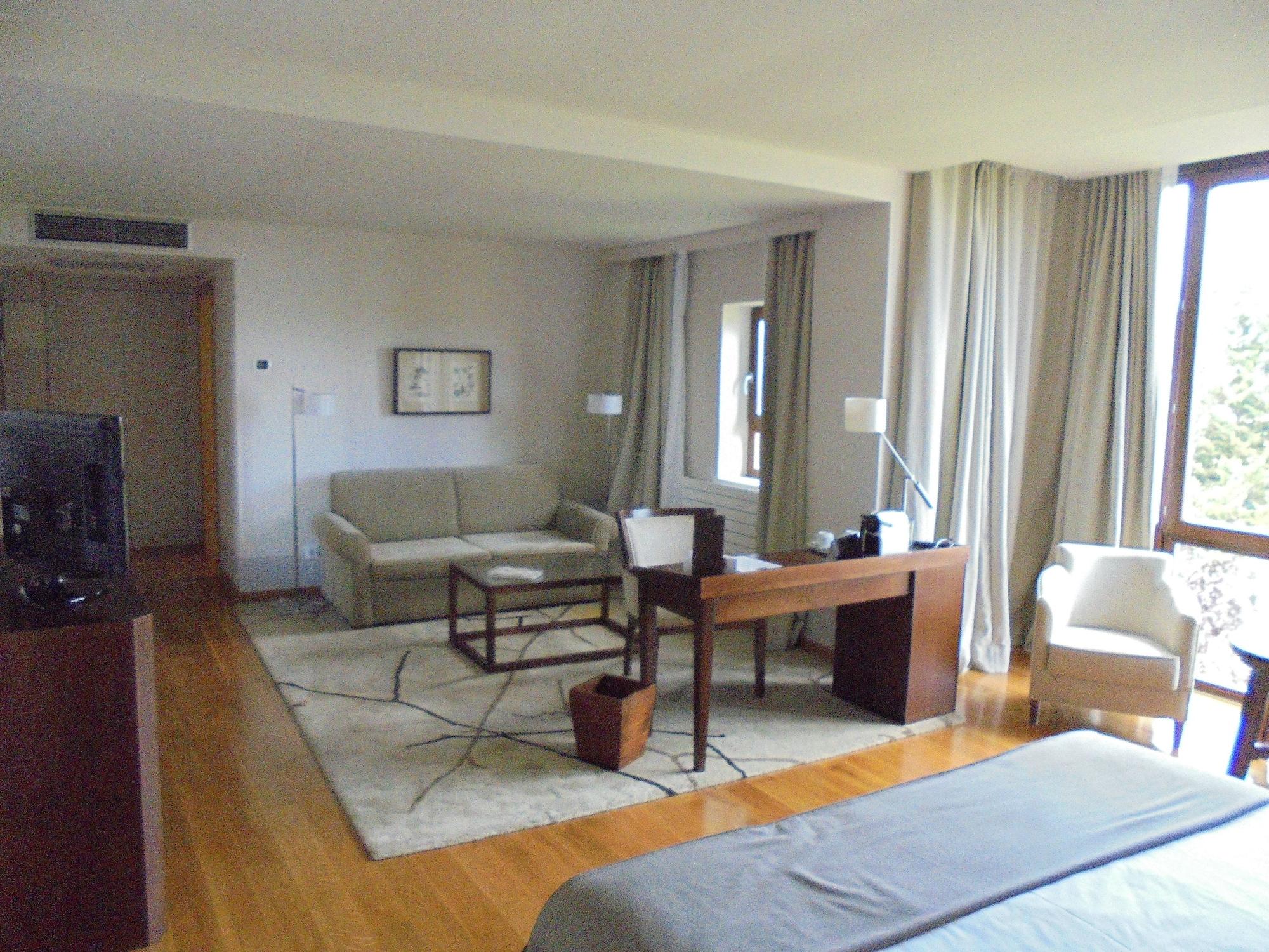Parador De Argomaniz Luaran gambar