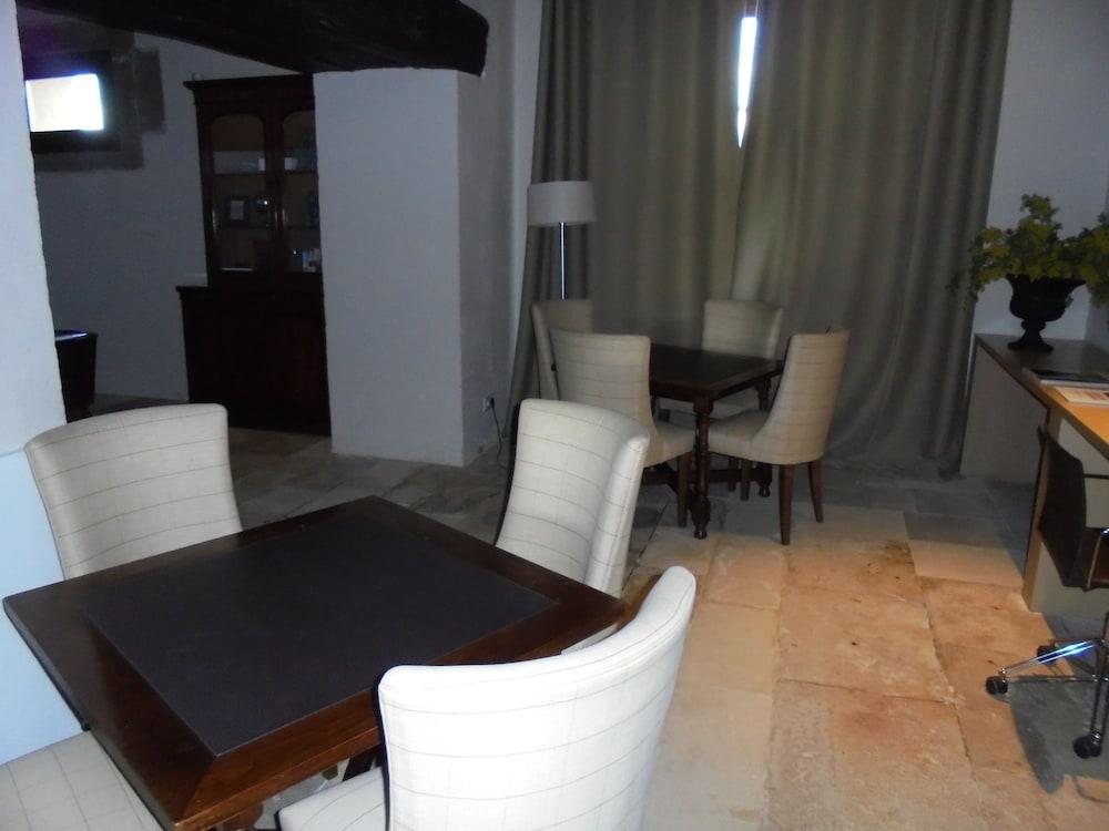 Parador De Argomaniz Luaran gambar